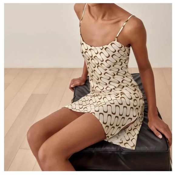 NWT Reformation Rhea Silk Dress in Frequency - Picture 2 of 5
